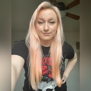 Meet your Posher, Ashley